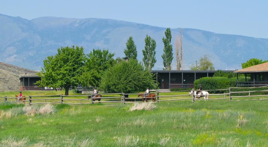 Ashcroft Sundance Guest Ranchヴィラ エクステリア 写真