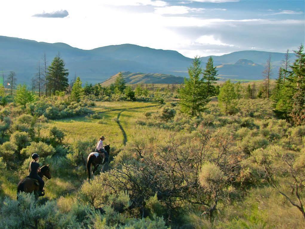 Ashcroft Sundance Guest Ranchヴィラ エクステリア 写真